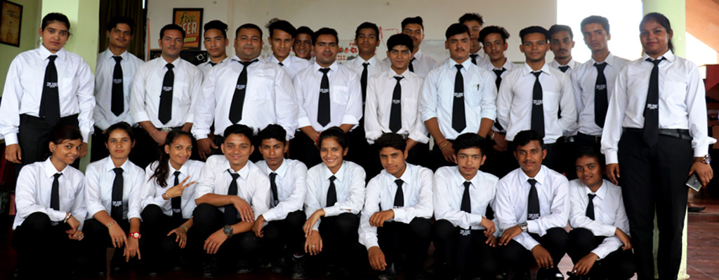 top 10 hotel management colleges in dehradun